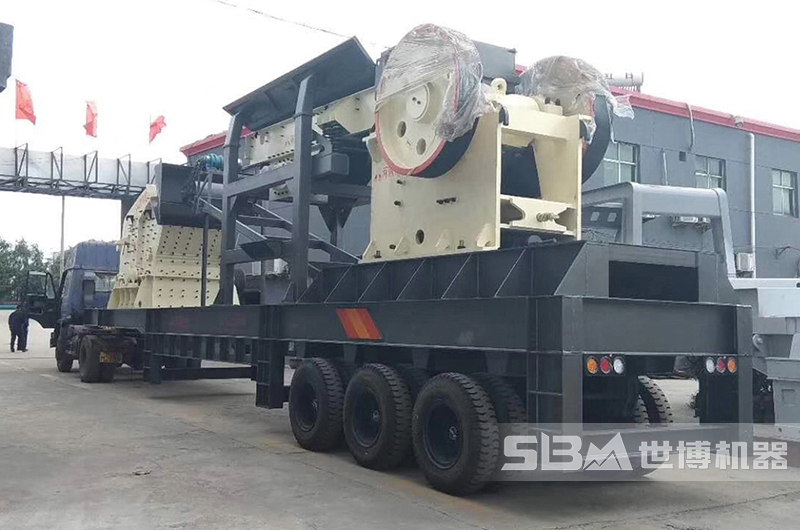 輪式柴油移動(dòng)破碎機(jī)發(fā)貨