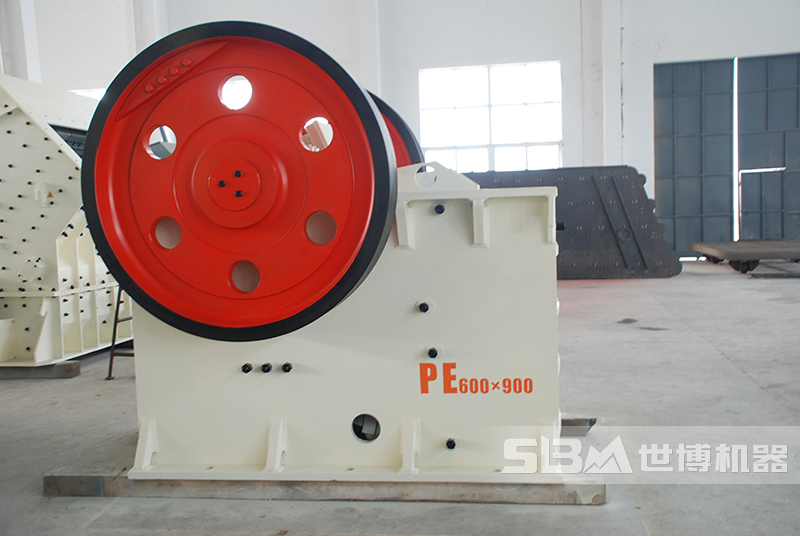 PE600x900顎式破碎機(jī)，時(shí)產(chǎn)120噸碎石機(jī)