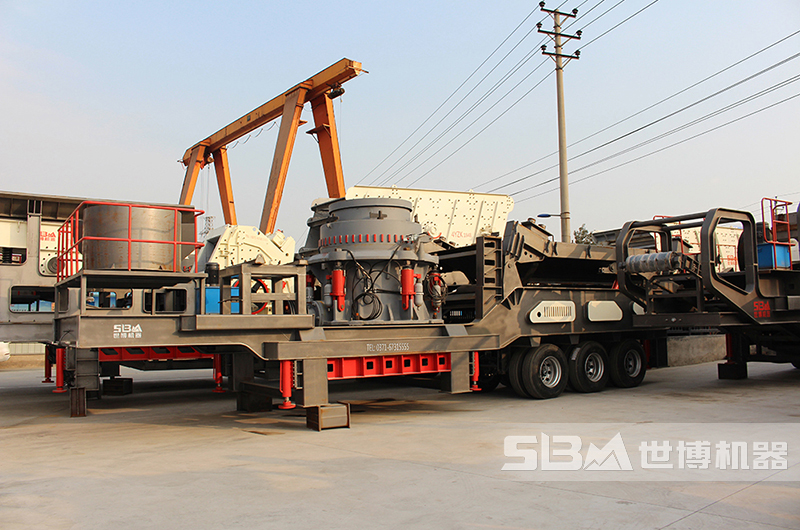 大型移動碎石機(jī)