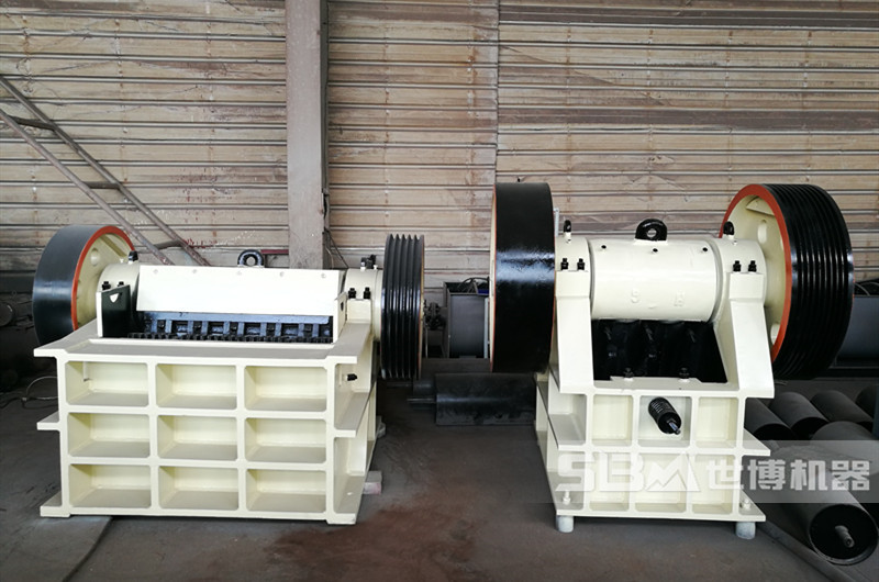 小型顎式破碎機(jī)，小型板材廢料碎石機(jī)