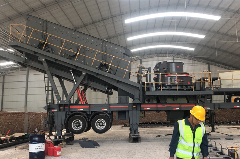 河南世博定制生產(chǎn)的移動制砂篩分一體機