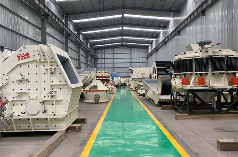 世博機(jī)器破碎機(jī)設(shè)備車間