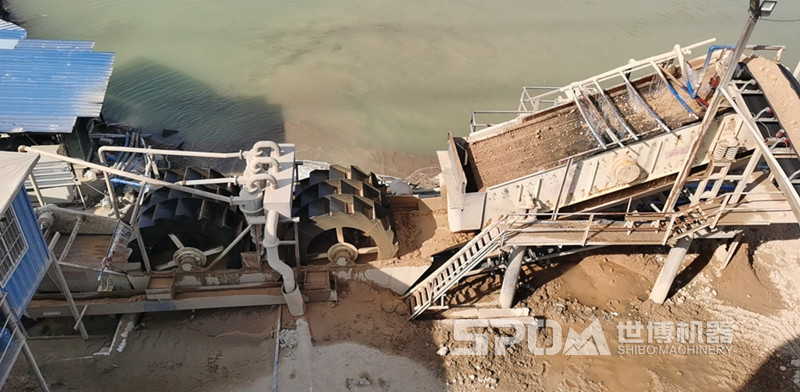 洗砂機(jī)洗泥沙現(xiàn)場