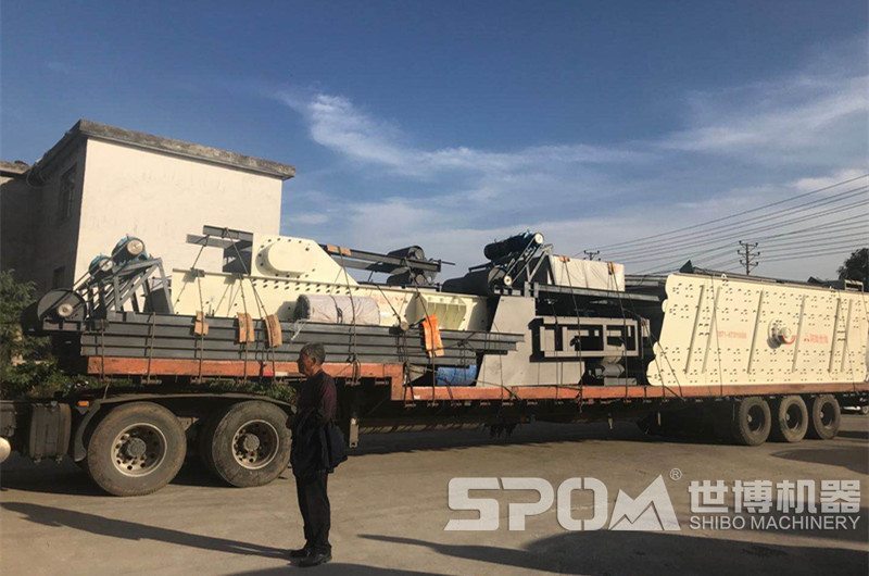 世博廠家輸送機(jī)、振動(dòng)篩、給料機(jī)滿車發(fā)貨